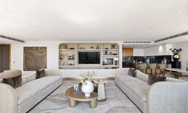 Недвижимость Tower West, 1 Waterfront Drive: 18