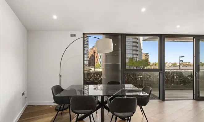 Недвижимость Tower West, 1 Waterfront Drive: 9