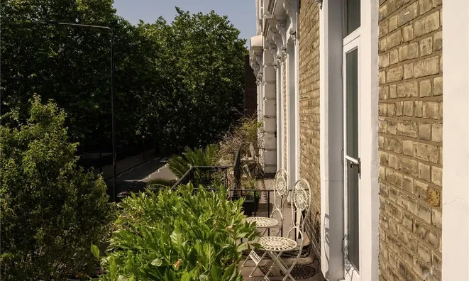 Недвижимость Finborough Road: 7