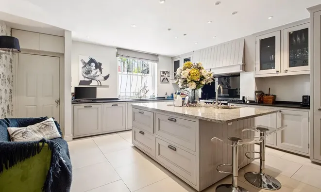 Недвижимость Ifield Road, London SW10.: 14