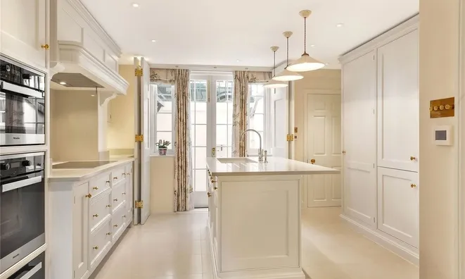 Недвижимость Bourne Street, Belgravia: 1