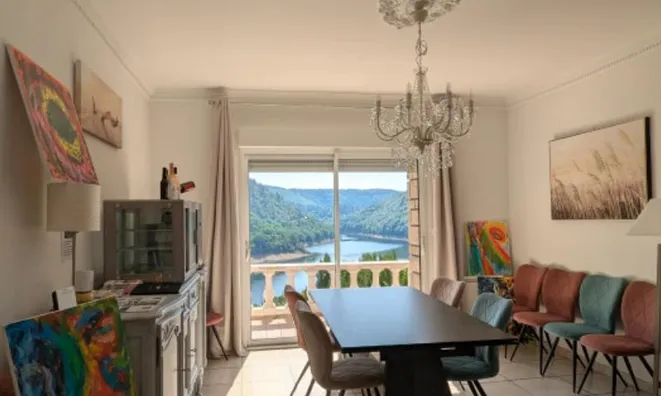 Недвижимость Villa 8.5 rooms: 3