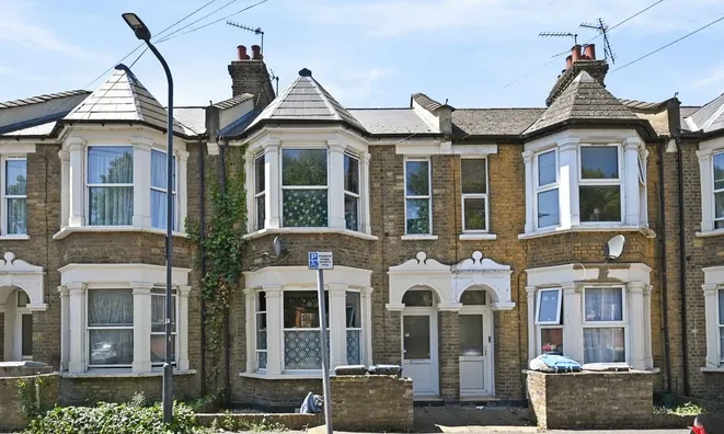 Недвижимость Mordaunt Road, London, 8: 8