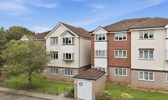 Недвижимость Debham Court, Pinemartin Close, Cricklewood: 9