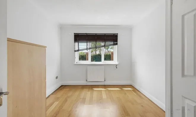 Недвижимость Debham Court, Pinemartin Close, Cricklewood: 12