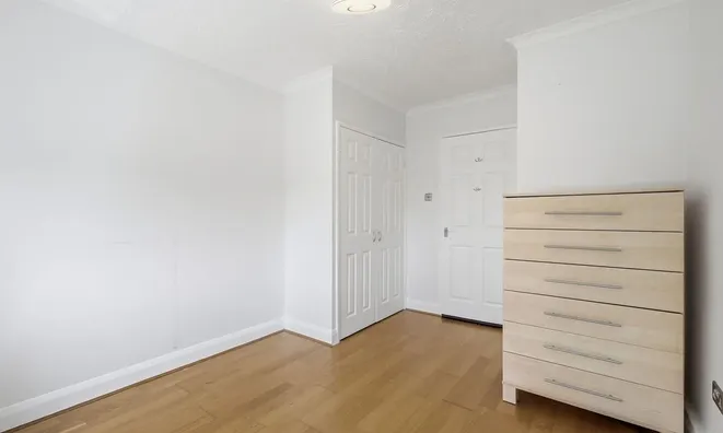 Недвижимость Debham Court, Pinemartin Close, Cricklewood: 16