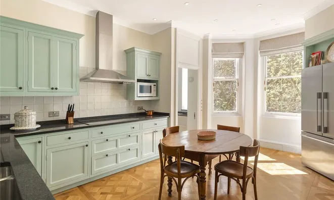 Недвижимость Sloane Court West: 8