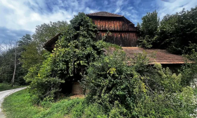 Недвижимость Усадьба, Кметиянов Врх у Површья.: 3