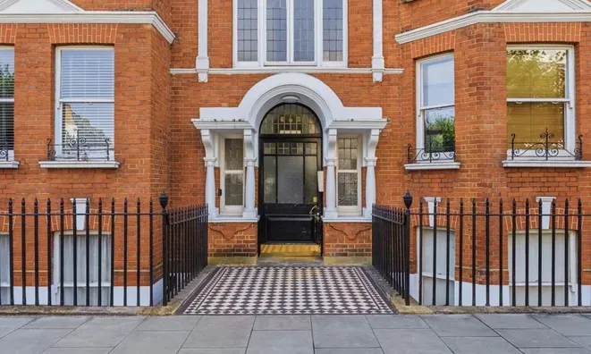 Недвижимость Drive Mansions, Fulham Road: 8