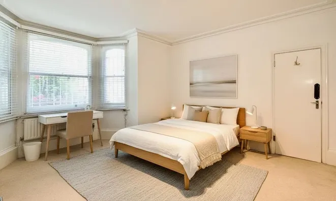 Недвижимость Finborough Road: 16