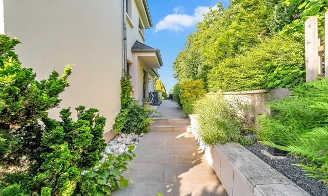 Недвижимость Villa 6 bedrooms for sale in Dalheim: 3