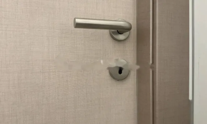 Недвижимость Трехкомнатная квартира в центре: 16