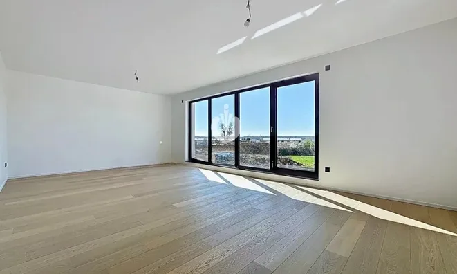 Недвижимость Semi-detached house 4 bedrooms for sale in Bertrange: 4
