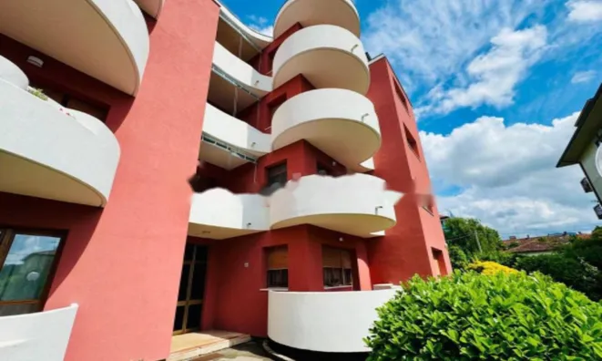 Недвижимость Квартира на улице Ласьяк: 17