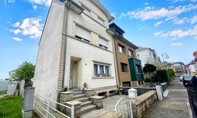 Недвижимость Semi-detached house 4 bedrooms for sale in Pétange: 4