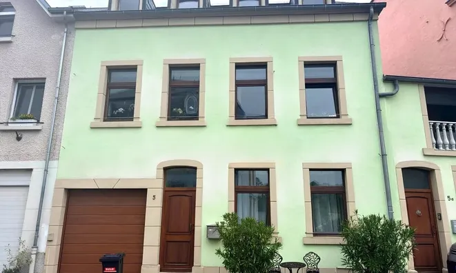 Недвижимость House 4 bedrooms for sale in Ehnen: 1