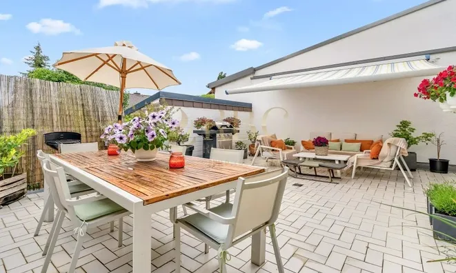 Недвижимость House 3 bedrooms for sale in Steinsel: 1
