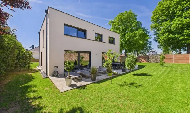 Недвижимость House 4 bedrooms for sale in Aspelt: 4