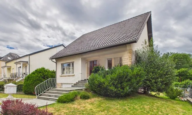 Недвижимость House 4 bedrooms for sale in Lorentzweiler: 1