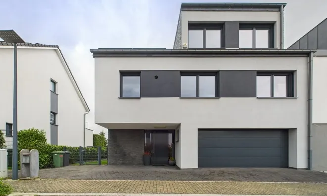 Недвижимость House 4 bedrooms for sale in Peppange: 2