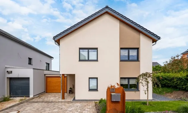 Недвижимость Semi-detached house 4 bedrooms for sale in Hosingen: 2
