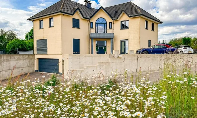 Недвижимость House 9 bedrooms for sale in Bilsdorf: 1