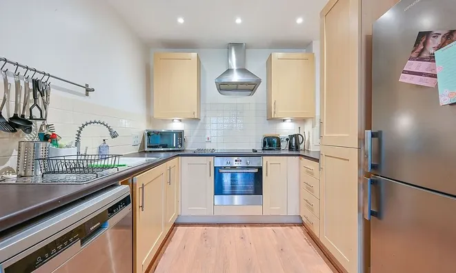 Недвижимость All Saints Road, Acton: 6