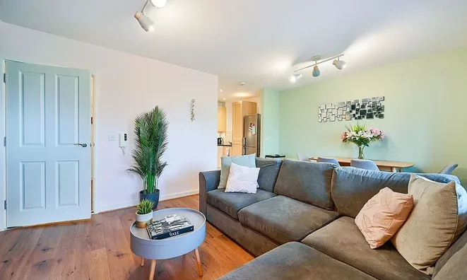 Недвижимость All Saints Road, Acton: 9