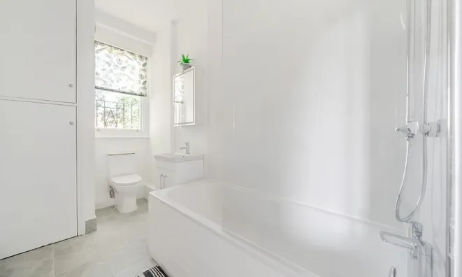 Недвижимость Cormont Road, Camberwell: 3