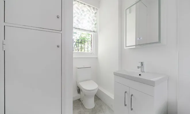 Недвижимость Cormont Road, Camberwell: 4