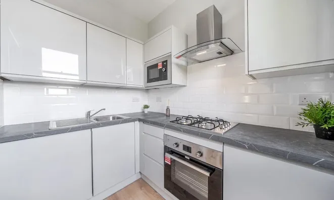 Недвижимость Cormont Road, Camberwell: 13