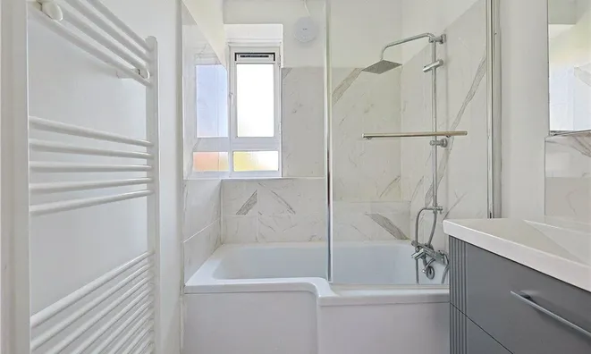 Недвижимость Rollo Court, Strasburg Road: 5