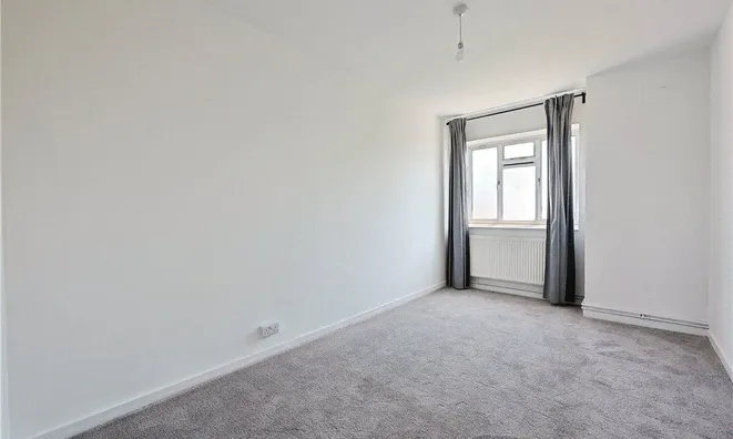 Недвижимость Rollo Court, Strasburg Road: 6