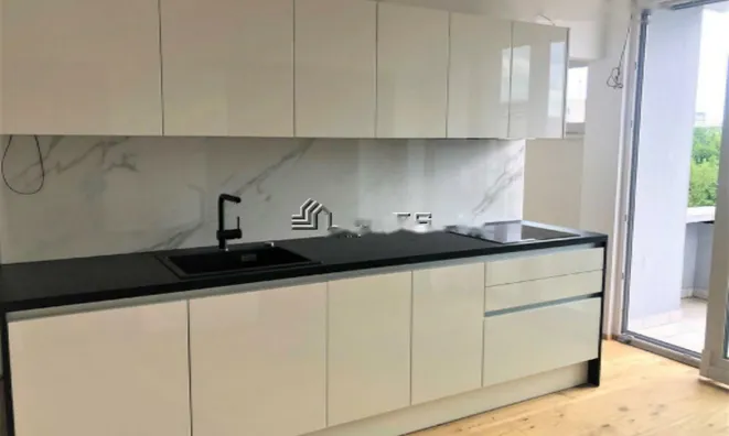 Недвижимость Квартира 3-комн. Новая Любляна Бежиград: 4