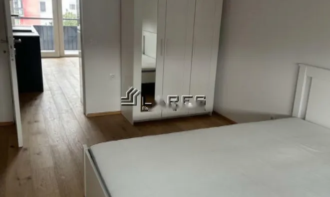 Недвижимость Квартира 3-комн. Новая Любляна Бежиград: 11