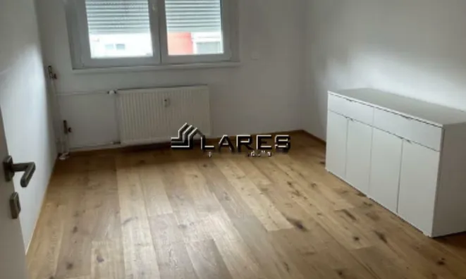 Недвижимость Квартира 3-комн. Новая Любляна Бежиград: 13