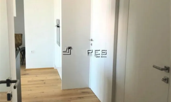 Недвижимость Квартира 3-комн. Новая Любляна Бежиград: 14