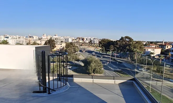 Недвижимость 2 Bedroom Penthouse for Sale in Kamares, Larnaca: 11