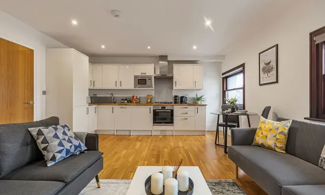 Недвижимость York Road, Battersea: 18