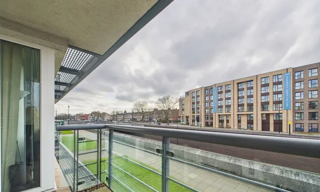 Недвижимость Phoenix Way, Battersea: 5