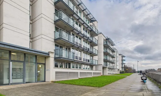 Недвижимость Phoenix Way, Battersea: 7