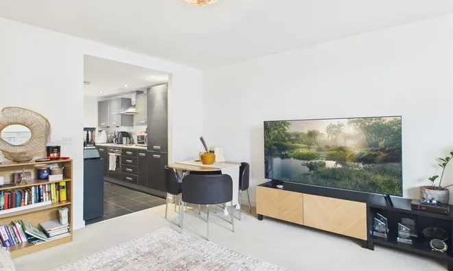 Недвижимость Phoenix Way, Battersea: 9