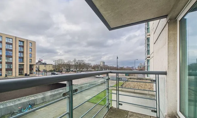 Недвижимость Phoenix Way, Battersea: 12