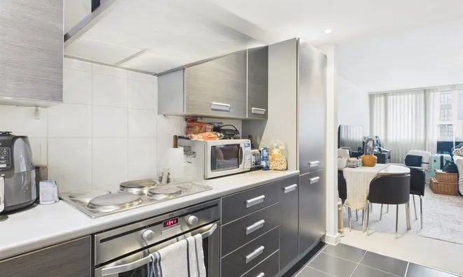 Недвижимость Phoenix Way, Battersea: 13