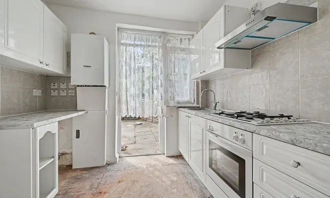 Недвижимость Beech Way: 1