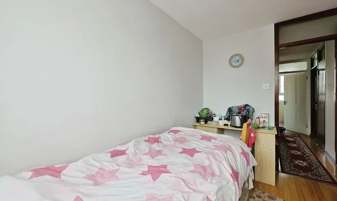 Недвижимость Yelverton Road: 10