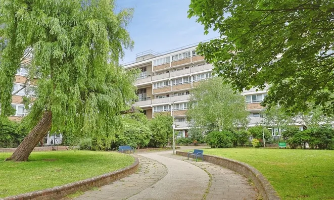 Недвижимость Yelverton Road: 13