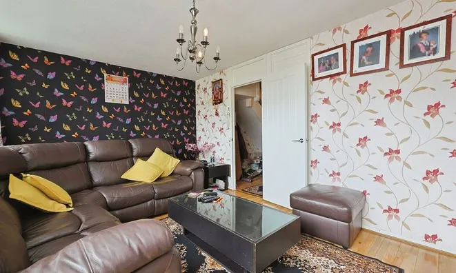 Недвижимость Yelverton Road: 17