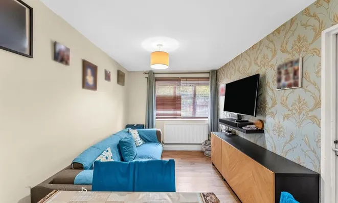 Недвижимость Battersea Church Road: 8