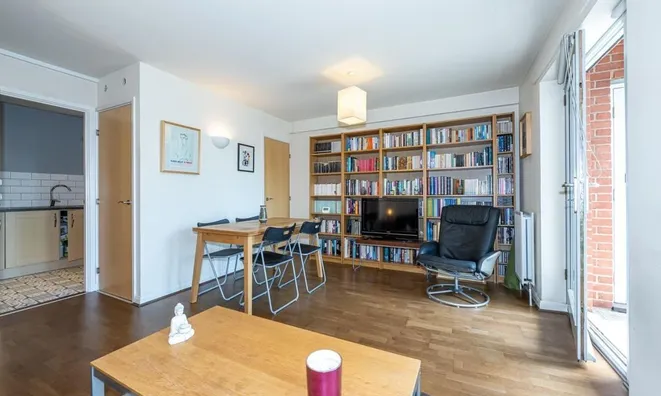 Недвижимость Joslings Close, Shepherds Bush: 2